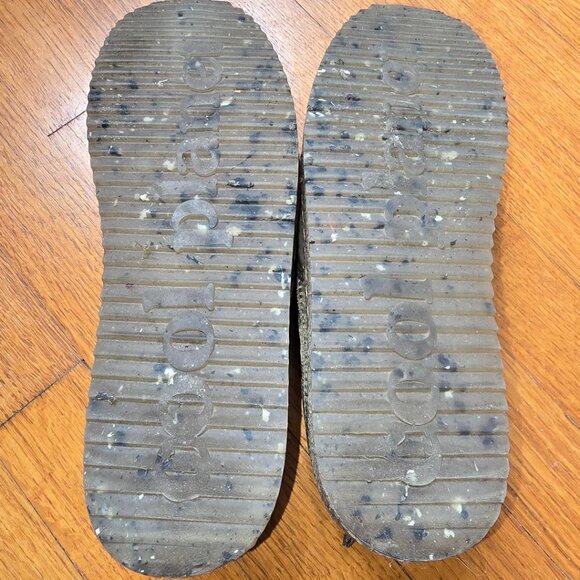 Cool Planet by Steve Madden Platform Puffy Sneakers Women's Size 8.5W Army Green - Picture 4 of 7